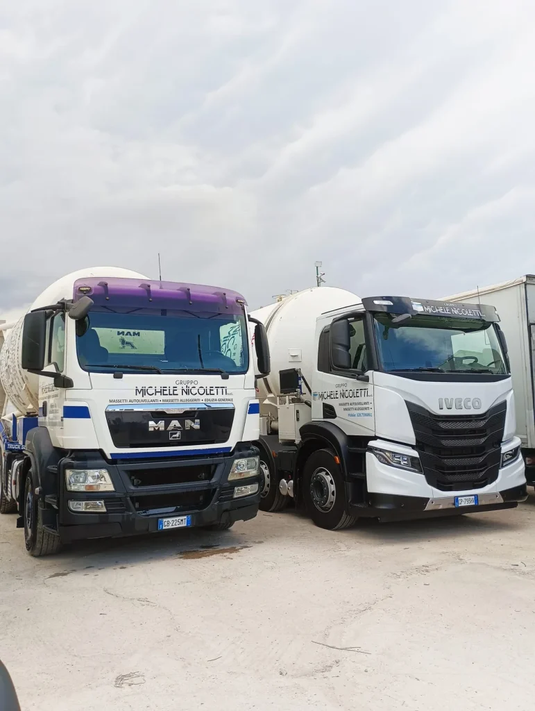 Parco mezzi e attrezzature