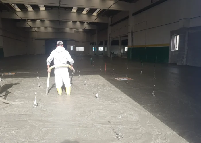 Roma – Capannone industriale